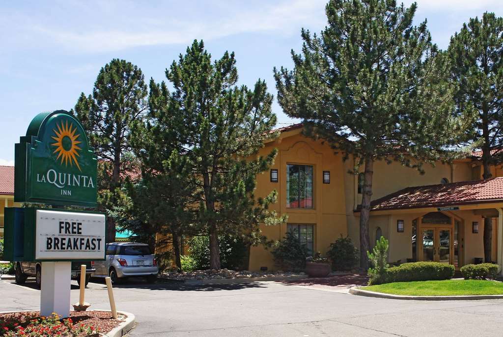 Quality Denver Hotel 2*